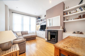 Amazing 2BDR apt near park, Herne Hill